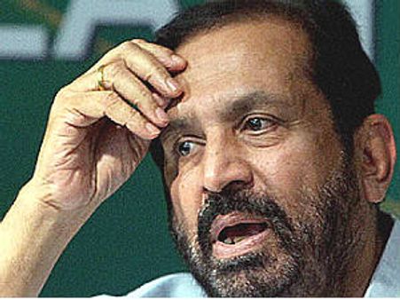 ವೈದ್ಯ ಲೋಕದ ಪವಾಡ: ಕಲ್ಮಾಡಿಗೆ ತಲೆ ಸರಿಯಾಗೇ ಇದೆ!