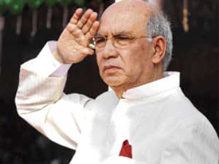 ಯಡಿಯೂರಪ್ಪ ಮೇಲೆ ಬಾಂಬ್ ಎಸೆದ ಭಾರದ್ವಾಜ್