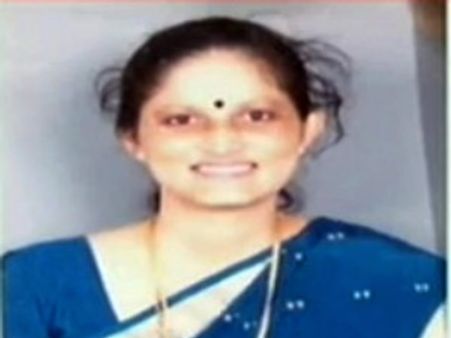 ಕುಟುಂಬ ಕಲಹ : ಪೊಲೀಸ್ ಪತ್ನಿ ಶೂಟ್ ಸೂಸೈಡ್