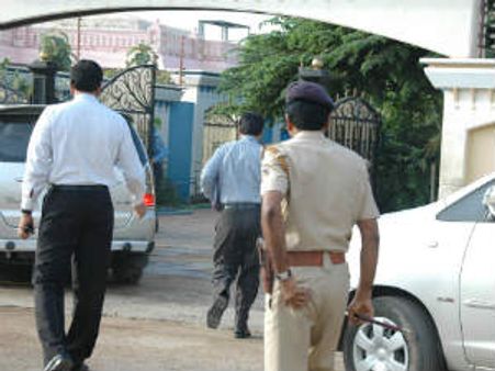 ನಿದ್ದೆಯಲ್ಲಿದ್ದ ಜನಾ ರೆಡ್ಡಿ ಬಂಧನವಾದದ್ದು ಹೇಗೆ?