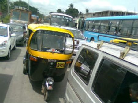 ಸಂಚಾರ ನೋವು ನರಕ : ಬೆಂಗಳೂರಿಗೆ ಪ್ರಶಸ್ತಿ!
