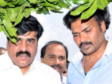 ಕೋಟಿ ತಿಂದವರೇ ರೆಡ್ಡಿಯನ್ನು ಹೂತು ಹಾಕಿದರು