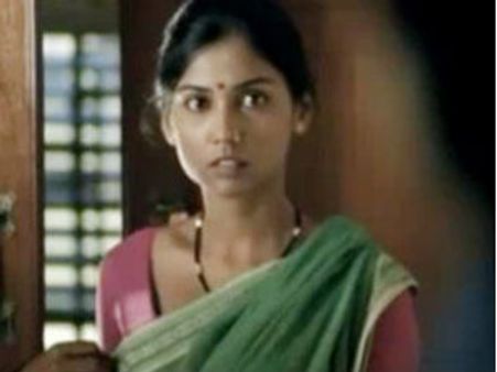 ಟಾಟಾ ಆಡ್ ವಿರುದ್ಧ ಮನೆಕೆಲಸದವರ ಸಂಘ