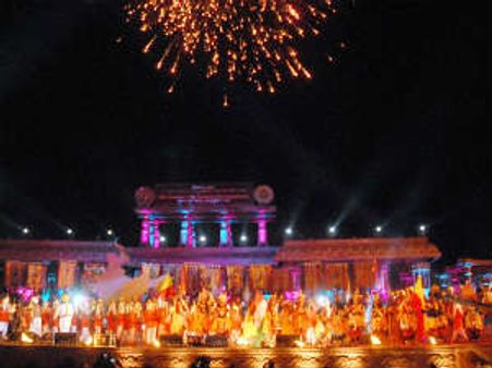 ಅರಸರೇ ಇದ್ದರೂ ಇಂಥ ಉತ್ಸವ ಮಾಡುತ್ತಿರಲಿಲ್ಲ!