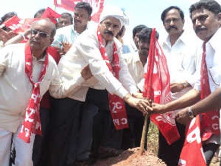 ಓಎಂಸಿ ರೆಡ್ಡಿ ವಿರುದ್ಧ ಸಿಡಿದೆದ್ದ ಮಾಜಿ ಮಾಲಿಕರು