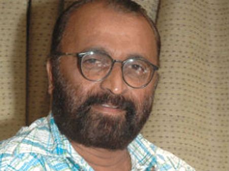 ಗಣೇಶ್ ಕಾಸರಗೋಡು 'ಗುರಿ ಹೆಗ್ಗುರಿ' ಕೃತಿ ಲೋಕಾರ್ಪಣೆ