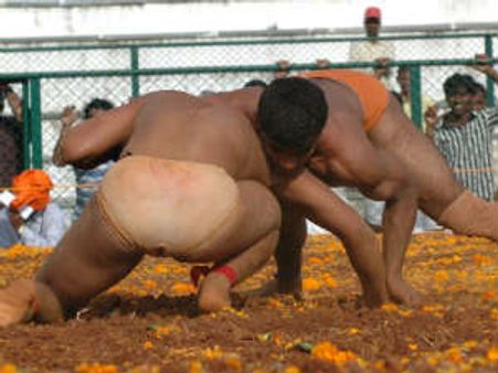 ಜಗಜಟ್ಟಿಗಳ ಕಾದಾಟಕ್ಕೆ ಸಾಕ್ಷಿಯಾಗಲಿದೆ ಮೈಸೂರು