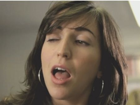 ಯುವಕನ ಜತೆ 300 ಬಾರಿ ಸೆಕ್ಸ್: ದೈಹಿಕ ಶಿಕ್ಷಕಿಯ ಬಂಧನ