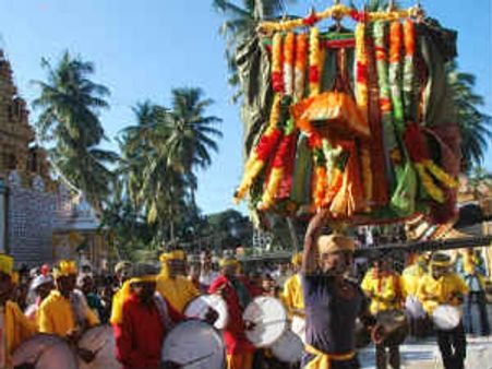 ದಾನಿಗಳ ದೇಣಿಗೆಯಿಂದ ನಡೆಯುವ ಮಂಗಳೂರು ದಸರಾ