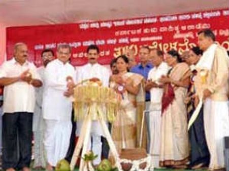 ತುಳು ಭಾಷೆಗೆ ಮಾನ್ಯತೆ : ವೀರೇಂದ್ರ ಹೆಗ್ಗಡೆ ಸಂಕಲ್ಪ