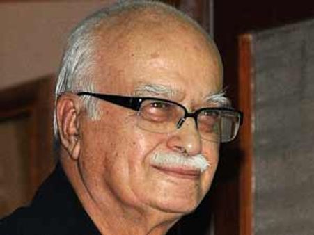 ಕೆಂಡದ ಮೇಲಿನ ಬೂದಿ ಹಾರಿಸಿದ ಅಡ್ವಾಣಿ ಭೇಟಿ