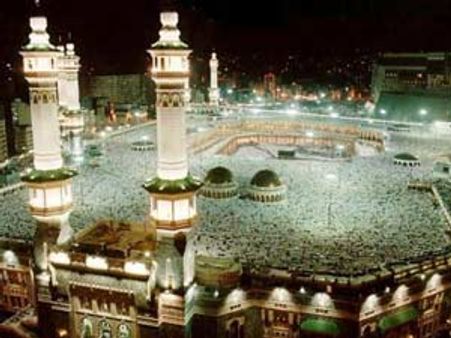 ಮುಸ್ಲಿಮರ ಬರ್ತ್‌ಡೇ ಕೇಕಿಗೆ ಶರಿಯತ್ ಕೊಕ್ಕೆ