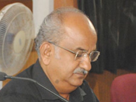 'ಲೋಕ ಸೇವಕ' ಡಾ.ಕೃಷ್ಣ ಬರೋಬ್ಬರಿ 10 ಸೈಟುಗಳ ಭೂಪತಿ!