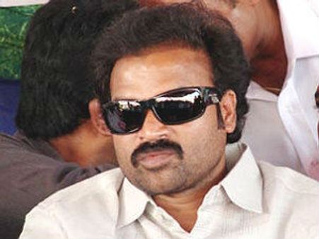 ಕುಮಾರಸ್ವಾಮಿ ನನ್ನ ಆತ್ಮೀಯ ಸ್ನೇಹಿತ : ಶ್ರೀರಾಮುಲು