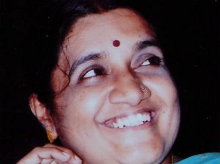 ಅಮೆರಿಕ ಬಾನುಲಿಯಲ್ಲಿ ಲೇಖಕಿ ಭುವನೇಶ್ವರಿ ಸಂದರ್ಶನ