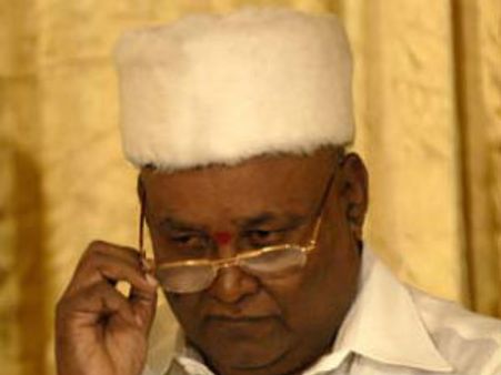 ಕಟ್ಟಾ ಬೆಡ್ ರೂಂ ರಹಸ್ಯ ಬಿಚ್ಚಿಟ್ಟ ಬಿಜೆಪಿ ವಾಸ್ತು ತಜ್ಞ