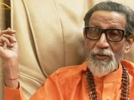 ಬಾಳಾ ಠಾಕ್ರೆಗೆ ರೇಷ್ಮೆ ಶಾಲು ಬಿಚ್ಚಿ ಬಾರಿಸಿದ ಕನ್ನಡಿಗರು