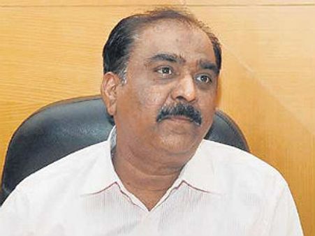 ದೆಹಲಿಯಲ್ಲಿ `ಕೈ` ಹಿಡಿದ ಶಂಕರ ಬಿದರಿ