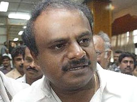 ಬಳ್ಳಾರಿ ಚುನಾವಣೆ ಮುನ್ನೆಲೆಯಲ್ಲಿ ಕುಮಾರಣ್ಣನ ನಡೆ-ನುಡಿಯೇನು?