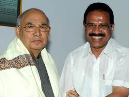 ಲೋಕಾಯುಕ್ತ : ವಿಳಂಬಕ್ಕೆ ರಾಜ್ಯಪಾಲರೇ ಹೊಣೆ, ಡಿವಿಎಸ್