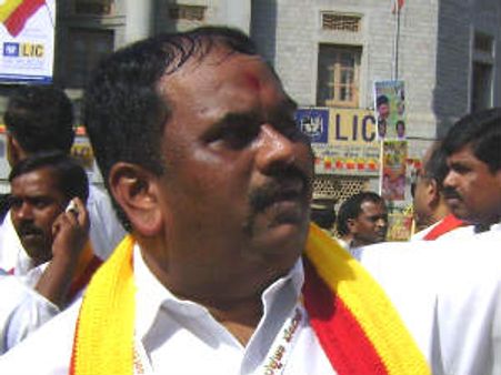 ಕರವೇ ಒಳಜಗಳ ಬಹಿರಂಗ : ಗೌಡರ ಸಂದರ್ಶನ