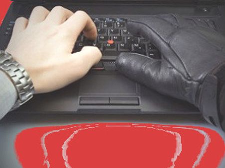 ಟೆಕ್ಕಿಗಳಿಗೆ ಕೋಟ್ಯಂತರ ರೂ ಉಂಡೆನಾಮ ತಿಕ್ಕಿದ ಹನುಮಂತ ರೆಡ್ಡಿ