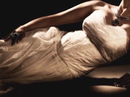 ಸಮಾಧಿಯ ಬಳಿ ಗಗನಸಖಿ ಮೇಲೆ ಸಾಮೂಹಿಕ ಅತ್ಯಾಚಾರ