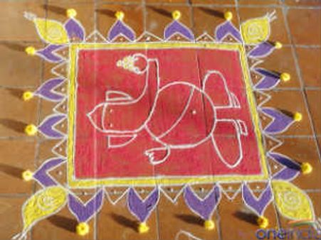 ನಮ್ಮ ಕಚೇರಿಯಲ್ಲಿ ಚುಕ್ಕಿಬಣ್ಣಗಳ ಚಿತ್ತಾರ