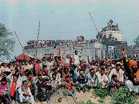 ಮಸೀದಿ ಕಟ್ಟಿಸಿಕೊಡುತ್ತೇನೆ: ಬಿಜೆಪಿ ಸಾರಥಿ ಗಡ್ಕರಿ