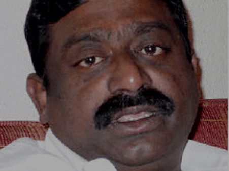 ಕೇರಳದಲ್ಲಿ ಥೇಟ್ ರಾವಣನಾದ ಶ್ರೀಲಂಕಾ ಸಚಿವ