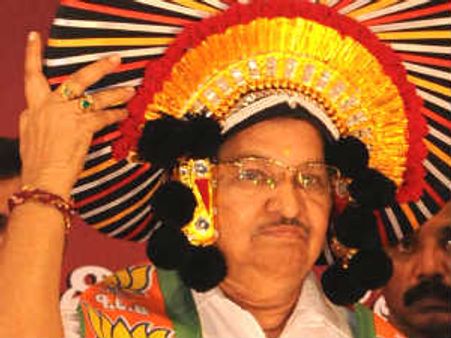 ಬಿಜೆಪಿಯ 'ದೇವರು' ಆಚಾರ್ಯ ಸಾವಿಗೆ ಗಣ್ಯರ ಕಂಬನಿ