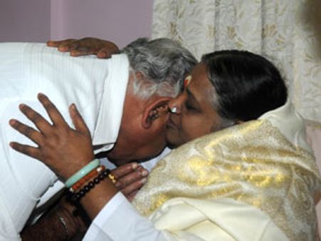 ಮಠಾಧೀಶರಿಗೇಕೆ ರಾಜಕಾರಣ? ಸಂಪುಟ ಸ್ಥಾನ ನೀಡಿ