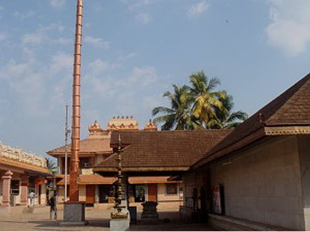 ಕೀಚಕ ವಿಹಿಂಪ ಮುಖಂಡ: ಗೃಹಿಣಿ ಆತ್ಮಹತ್ಯೆಗೆ ಯತ್ನ