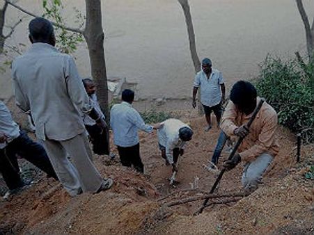 ಹೈದರಾಬಾದ್ ವಿದ್ಯಾರಣ್ಯ ಶಾಲೆಯಲ್ಲಿ ಅನಂತ ನಿಧಿ ಪತ್ತೆ!