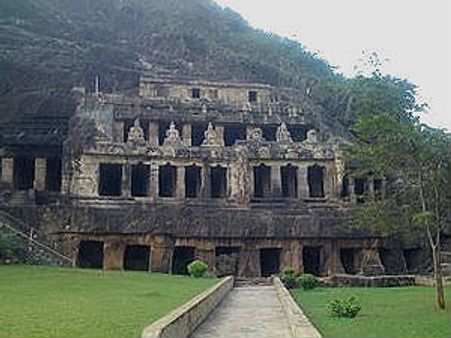 ಹೈದರಾಬಾದ್ ವಿದ್ಯಾರಣ್ಯ ಸ್ಕೂಲ್ ನಿಧಿ ಇನ್ನೂ ನಿಗೂಢ