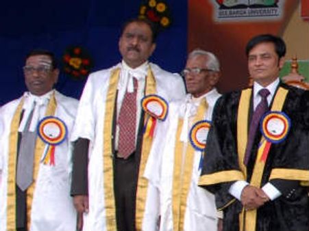 ಬಿದರಿ ಸೇರಿ ಹಲವರಿಗೆ ಗುಲ್ಬರ್ಗಾ ಗೌರವ ಡಾಕ್ಟರೇಟ್