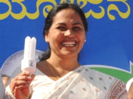 'ಅರ್ಥ್ ಅವರ್' ಆಚರಿಸಿ, ಶಕ್ತಿ ಉಳಿಸಿ: ಸಚಿವೆ ಶೋಭಾ