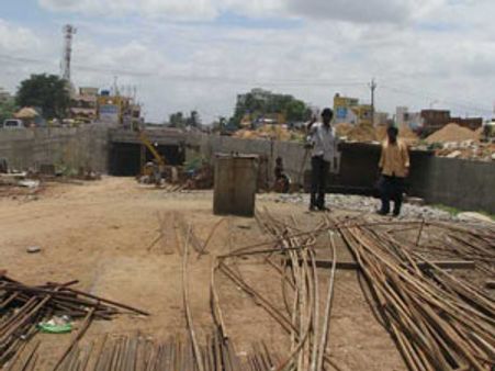 ಎಲ್ಲಿ ಸ್ವಾಮಿ, ಕದಿರೇನಹಳ್ಳಿ ಅಂಡರ್ ಪಾಸ್ ಹಾಗೆ ಇದೆ?