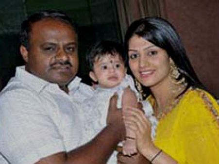 ಎಚ್ಡಿಕೆ ದ್ವಿಪತ್ನಿತ್ವ ಕೇಸಿನಲ್ಲಿ ಕೋರ್ಟ್ ಹೇಳಿದ್ದೇನು?