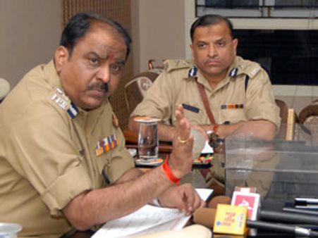 ರಾಜ್ಯದಲ್ಲಿ ಐಎಎಸ್, ಐಪಿಎಸ್ ಅಧಿಕಾರಿಗಳ ಬರ?