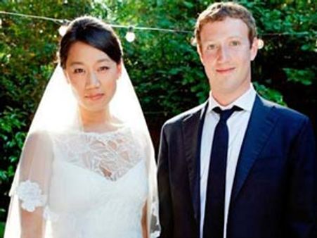 ಫೇಸ್ ಬುಕ್ ಸಿಇಒ ಮಾರ್ಕ್ ಮದುವೆ ಪರ್ಫೆಕ್ಟ್ ಟೈಮಿಂಗ್