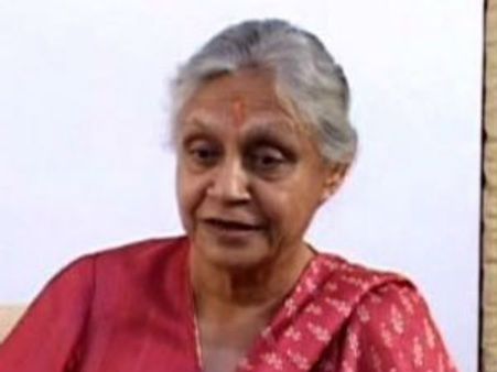 ವ್ಯಾಟ್ ಕಡಿತ : ದೆಹಲಿಯಲ್ಲಿ ಪೆಟ್ರೋಲ್ ಬೆಲೆ ಇಳಿಕೆ