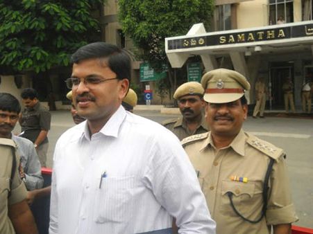 High profile ಸಿಬಿಐ ಲಕ್ಷ್ಮಿನಾರಾಯಣ ಮತ್ತೆ ಸುದ್ದಿಗೆ