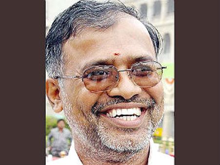 ಮತ್ತೊಂದು ವಿಕೆಟ್: ಸುರೇಶ್ ಕುಮಾರ್ ರಾಜೀನಾಮೆ