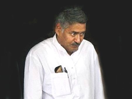 ಅಪ್ಪನ ಲಂಚ ಒಪ್ಪಿಕೊಂಡ ರೆಡ್ಡಿ ಜಡ್ಜ್ ಪಟ್ಟಾಭಿ ಪುತ್ರ