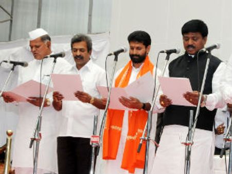 ಜಿಲ್ಲಾ ಉಸ್ತುವಾರಿ ಸಚಿವರ ಸಂಪೂರ್ಣ ಪಟ್ಟಿ