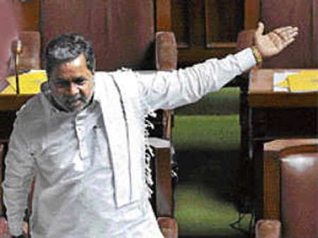 ನಮ್ಗೆ 'ಡಾಗ್ಸ್ ಆರ್ ನಾಟ್ ಅಲೌಡ್' ಸ್ಥಿತಿ ಬರಬಾರ್ದು