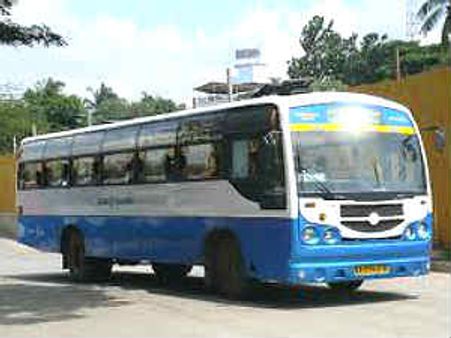 BMTC ಮಾರ್ಗ ಬದಲು: ನೆಟ್ಟಕಲ್ಲಪ್ಪ ವೃತ್ತದಲ್ಲಿ ಪ್ರತಿಭಟನೆ