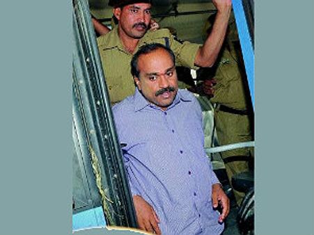 ಪುತ್ರನ ಮಾತನಾಡಿಸಿ ಸಂಡೂರಿನತ್ತ ಹೊರಟ ರೆಡ್ಡಿ