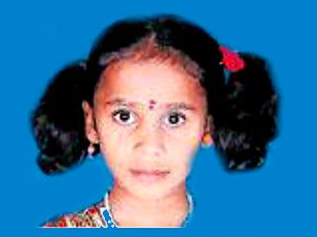 ಸೀಮೆಎಣ್ಣೆ ಸುರಿದು ಬೆಂಕಿ ಹಚ್ಚಿದ್ದ ಬಾಲಕಿ ಕವಿತಾ ಸಾವು